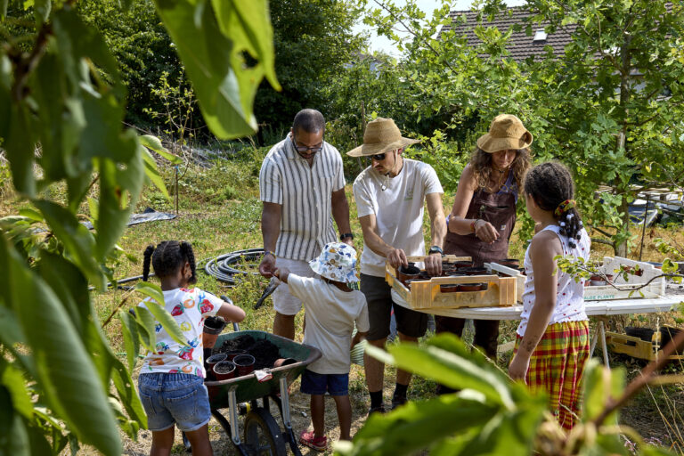 MICRO -FERME DES TREFLES DE VENI VERDI , SEVRAN  Atelier jardinage le 25 juillet 2026